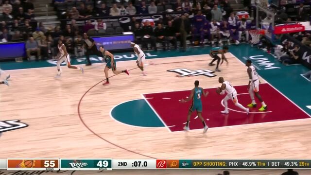 达米安李为布里奇斯输送炮弹 助后者命中极限压哨