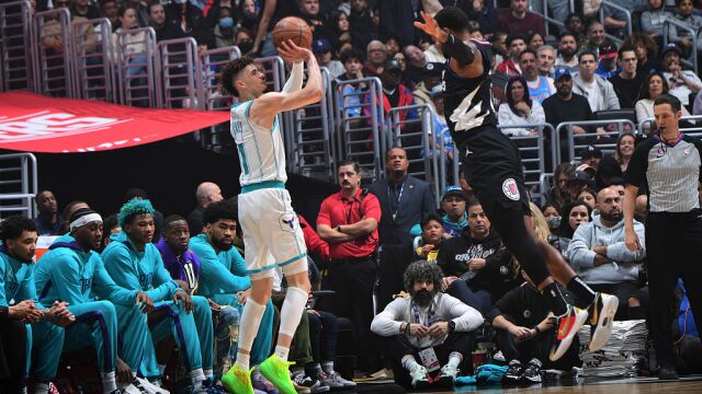 鲍尔vs快船集锦 全场25+11+12砍下三双无力回天