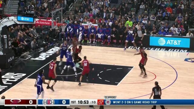 连续突分谁能招架？杰克逊分球莫里斯三分开张