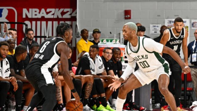 篮网92-71雄鹿 篮网5人上双大胜雄鹿