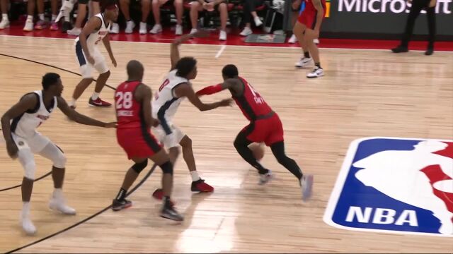 手感热得发烫！马丁外线超远三分对飙防守