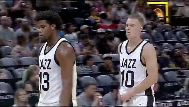 NBA夏季联赛：灰熊vs爵士第3节中文解说回放