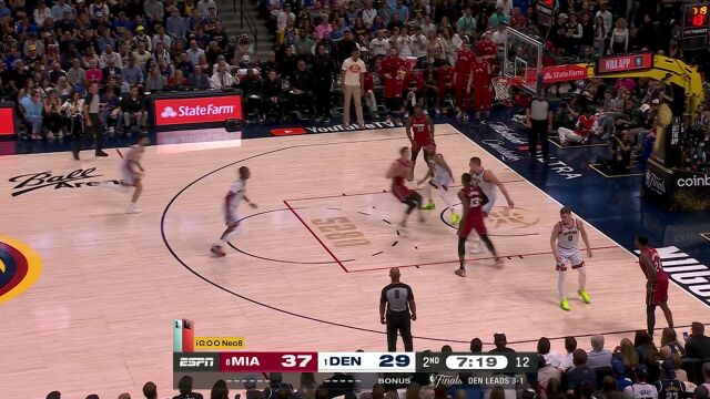 见猎心喜！邓罗高度机警觅得良机里突外投逼停掘金