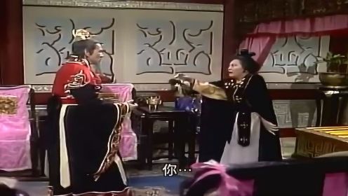 《大运河》独孤皇后看见隋文帝与宣华夫人在一起，气得吐血