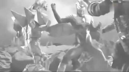 赛罗奥特曼这下被虐的不行了！ - 腾讯视频