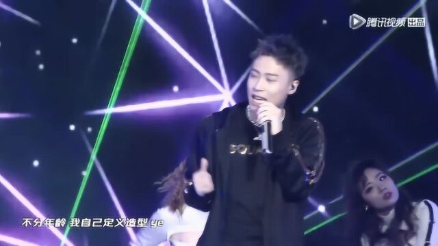 ice杨长青《懂你的美》最新单曲,献唱超新星盛典,现场rap很稳