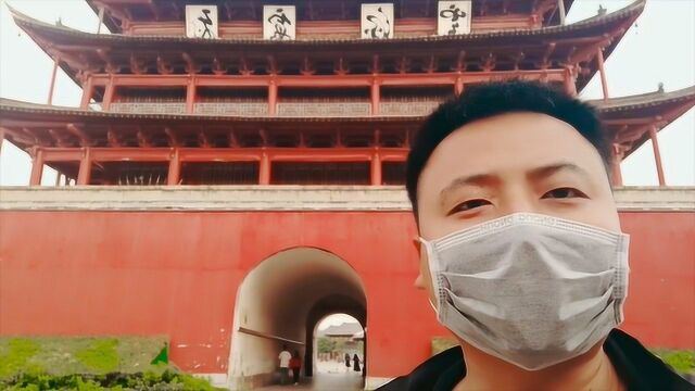 河南小夫妻穷游中国,深度游云南建水古城,不花钱换个角度看古城