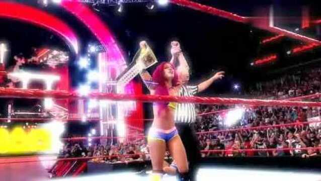 WWE:女子摔跤精彩锦集,现场火热观众沸腾!