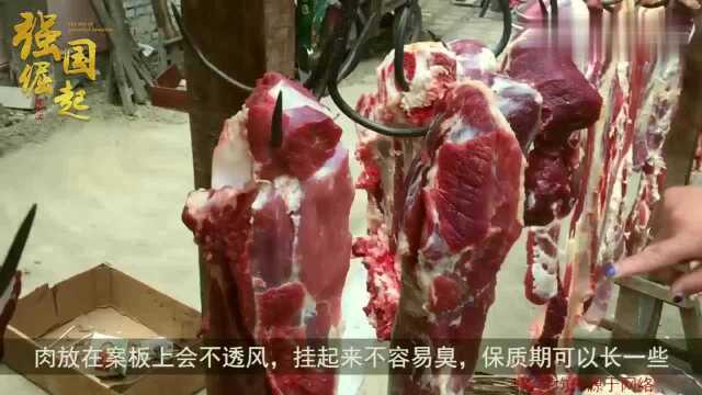 同样是肉,为什么猪肉摆着卖牛羊肉却要挂着?有什么猫腻吗