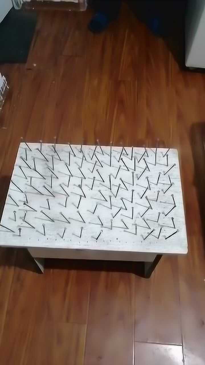 你们跪搓衣板跪榴莲算什么看我的跪钉板