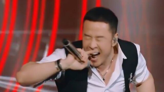 杨坤唱流行歌曲挺好听的,颠覆了自己的风格,爱了爱了!