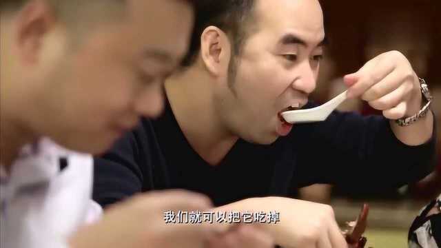 老广的味道:广东的烤乳鸽享誉海外,做乳鸽的鸽子必须满足这两点