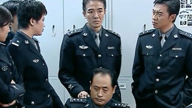 千千劫:校园谋杀案疑点重重,女警锁定校内清洁工,竟是为爱杀人