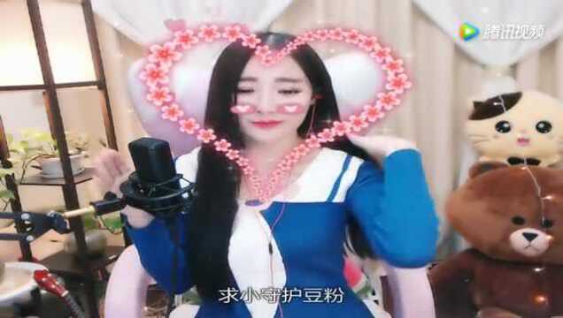 音乐真人秀:美女主播演唱《我的快乐就是想你》!