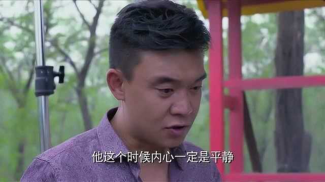 小伙抛家舍业当群演,只为演一个有名字的角色