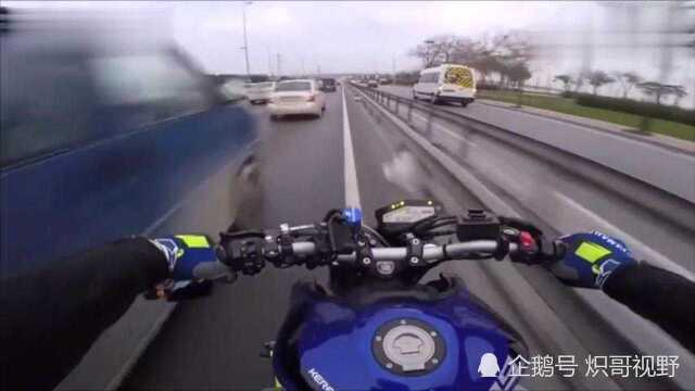 高速公路的夺命飙车