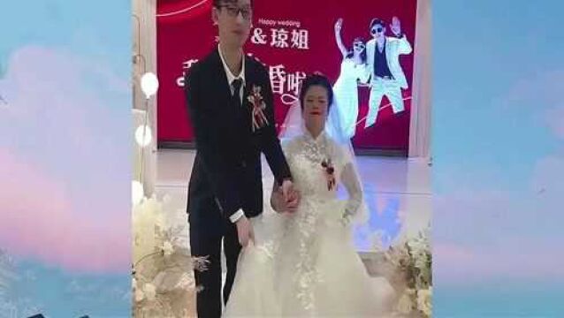 网红琼姐宣布结婚?从乞讨者变身大网红,她究竟是幸运还是可怜?