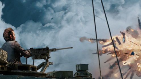 动作电影《天龙特工队》开着坦克在空中作战，是种什么体验
