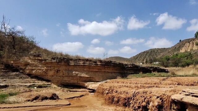 甘肃庆阳又添一网红打卡地,武家川瀑布大峡谷,媲美黄河壶口瀑布