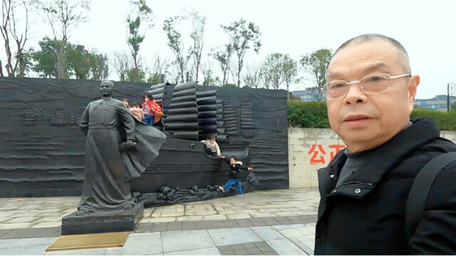 航拍四川遂宁物流港“鹭栖湖”,城市中的湖泊.