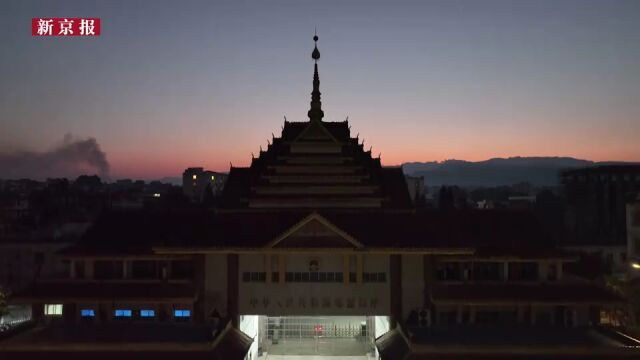 视频|云南瑞丽边检开通“紧急通道”,助外籍坠井儿童及时就医