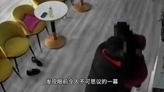 令人发指!男子店内露下体,强行搂抱女子观看,后面的举动更可怕