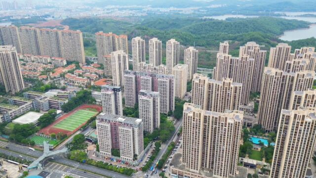 广东深圳,上午10点50分,深圳市坪山区,现场真实状况