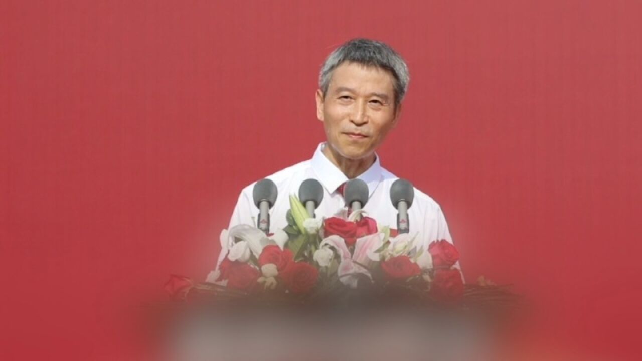 武汉一高校校长公布手机号后收到2万条学生短信,学生:给他发短信真的有用