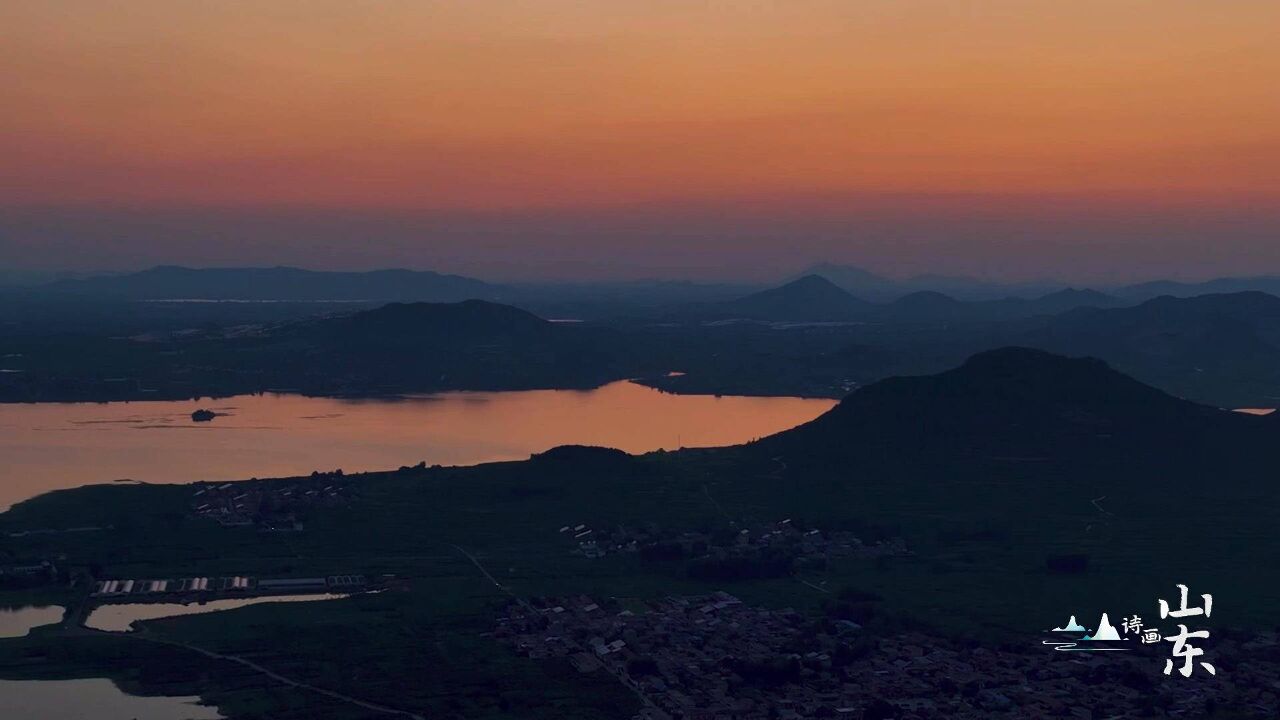 诗画山东|枣庄市山亭区现绚丽晚霞 水天一色相映成趣