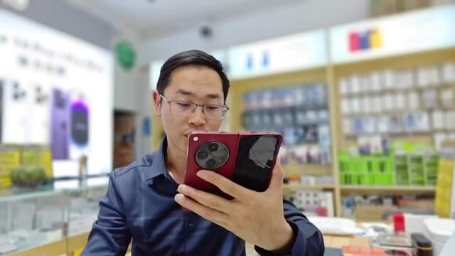 OPPO Reno11系列官宣,以四色幸运宝石为灵感做后盖,这颜值绝了 #opporeno11新品发布