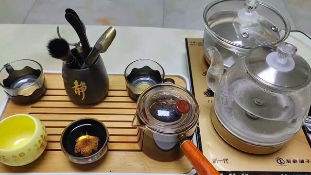 #品茶静心 #独处是一个人的清欢 #茶香四溢