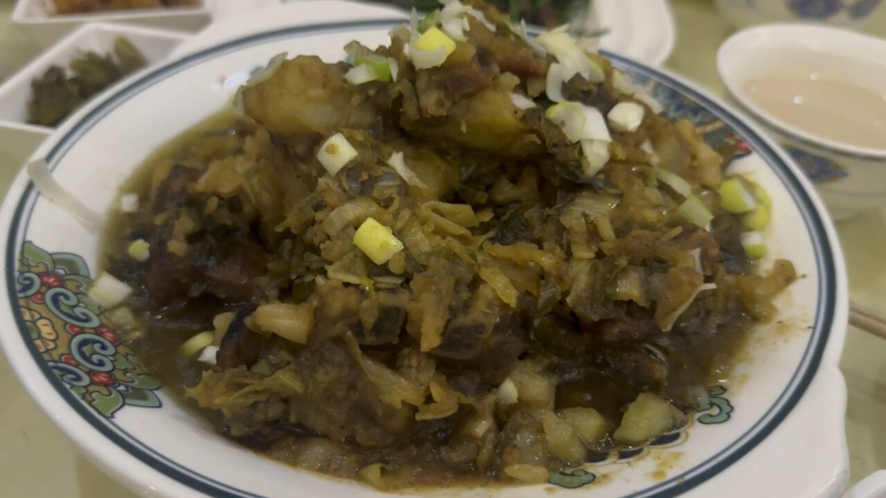 内蒙古伊克昭盟一道神秘美食,干猪肉烩菜好吃附有嚼劲,价格美丽