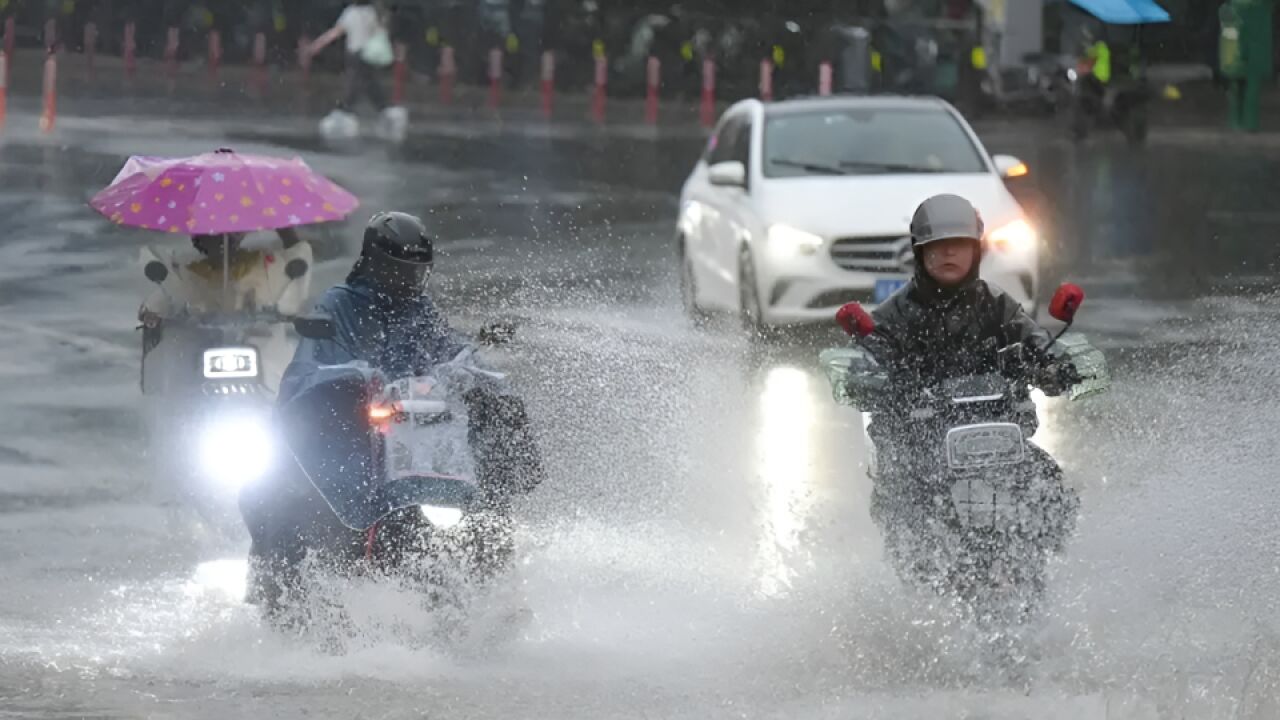 广州市启动气象灾害(暴雨)Ⅳ级应急响应