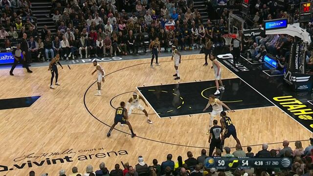 NBA常规赛：步行者vs爵士第2节英文原声回放