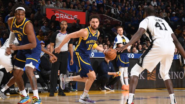 汤普森vs马刺集锦 全场31分连续命中关键球击溃防守