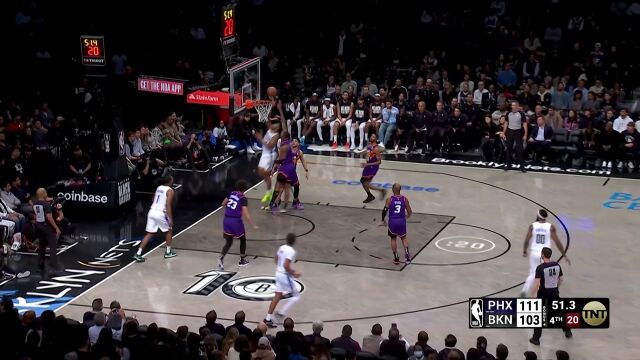 关键时刻还是靠小火车 托马斯两记中投比赛仍有悬念