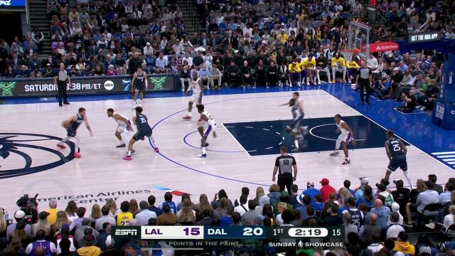 主场篮筐就是亲！格林携手伍德火热三分一个接一个