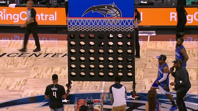 NBA常规赛：步行者vs魔术第3节英文原声回放