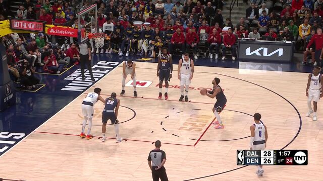 NBA常规赛：独行侠vs掘金第1节英文原声回放