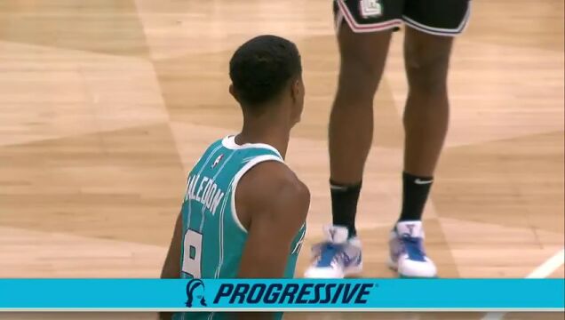 NBA常规赛：快船vs黄蜂第1节英文原声回放