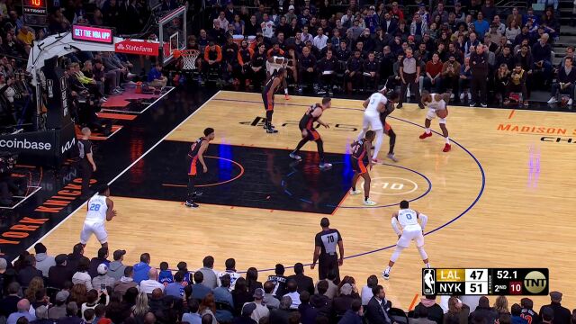 詹眉回来就有奇效 浓眉詹姆斯分别冲击内线