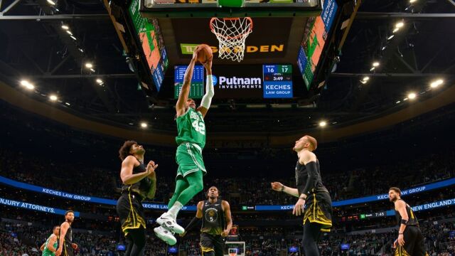 NBA·绿军加时胜勇士取八连胜