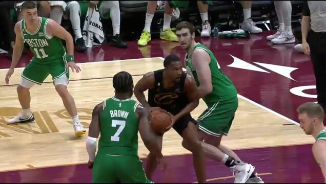 NBA常规赛：凯尔特人vs骑士第3节英文原声回放