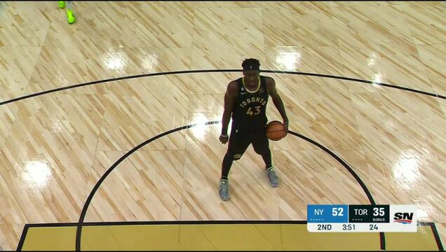 NBA常规赛：尼克斯vs猛龙第2节中文解说回放