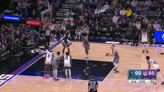 NBA常规赛：森林狼vs国王第3节英文原声回放