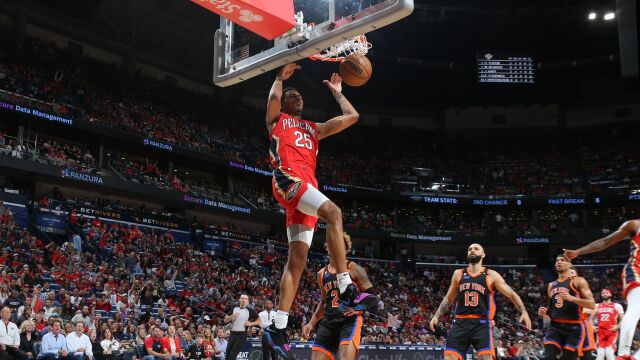 尼克斯vs鹈鹕五佳球 墨菲空接暴扣点燃全场