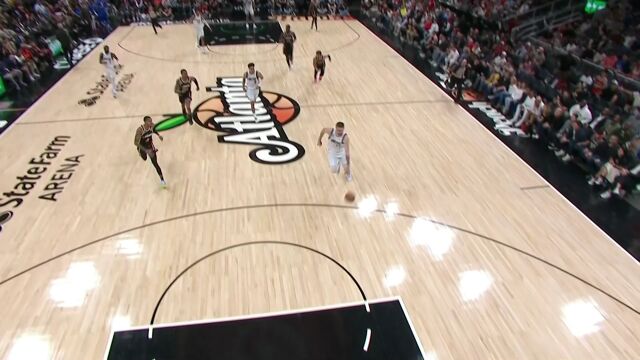 老鹰vs独行侠五佳球 东契奇勇闯禁区上篮2+1