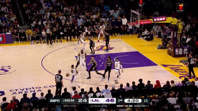 全凭个人实力！拉塞尔漂移抛投助队止血