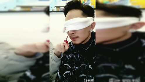 【腾讯视频】 老姐居然给我闻袜子 我居然还说香