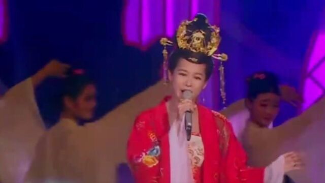 胡杏儿柔情演绎《梦回千年》,再现千年大唐之美